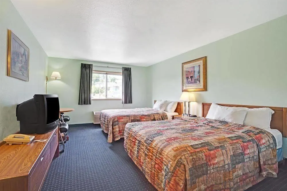 Travelodge By Wyndham Seattle North Of Downtown